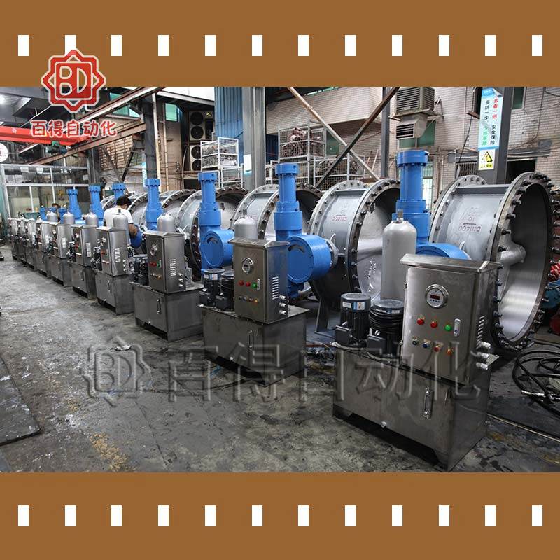 http://m.whcfj.cn/upload/蓄能器式液控蝶閥在車間組裝